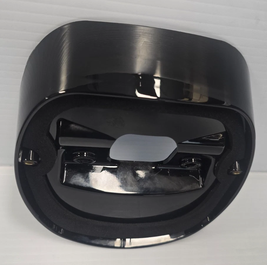 Custom Dynamics Black Taillight Baseplate Harley 99-Earlier OE Rpl 68048-93B - Image 2 of 4