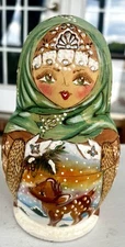 Vintage Russian nesting doll, 7 Pc signed
