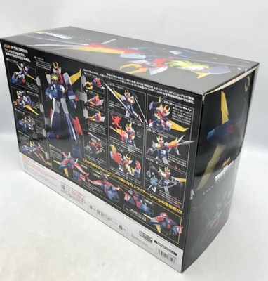 BANDAI Soul of Chogokin GX-66R Invincible Robo Trider G7 Action