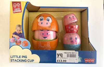 Little Learner Little Pig Stapelbecher Brandneu