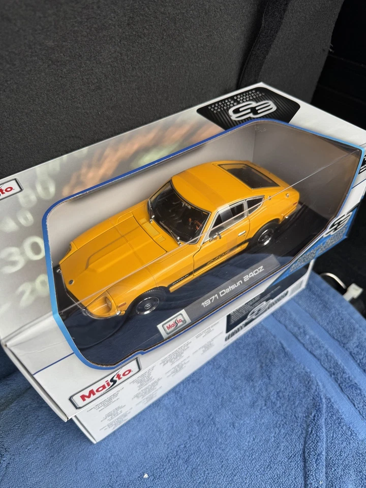 Maisto 1:18 Special Edition 1971 Datsun 240Z Coupe Die Cast  - Image 3 of 4