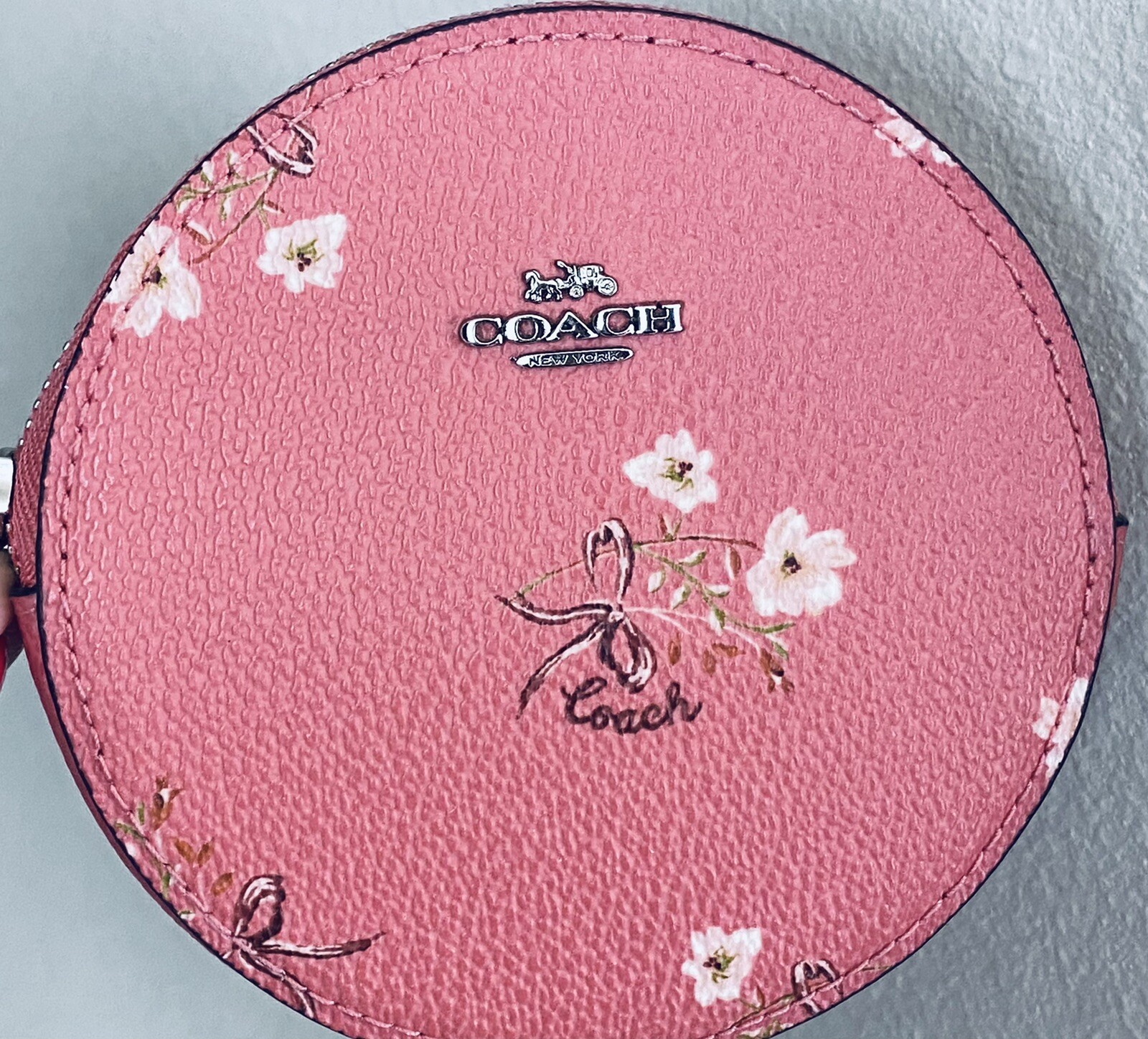 COACH PINK FLOWER & BOW ZIP COIN/CARD CASE ROUND 6667… Gem