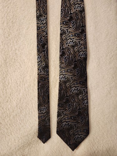 Platinum Designs (Black & Blue) Designer Paisley Pattern Necktie - 100% Silk - Picture 3 of 4