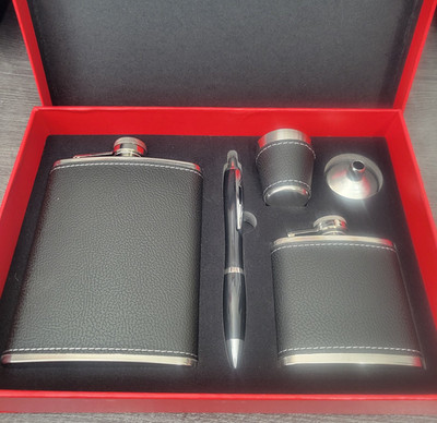 5 Piece Flask Gift Set 8oz and 3oz Stainless Steel with Black Leather