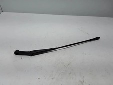 AUDI A6 4A2, C8 Scheibenwischer vorne 4K1955408 2.00 26811586