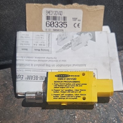 Banner SME312DVQD Mini-Beam Photoelectric Sensor DC SPDT Digital Panel Connector