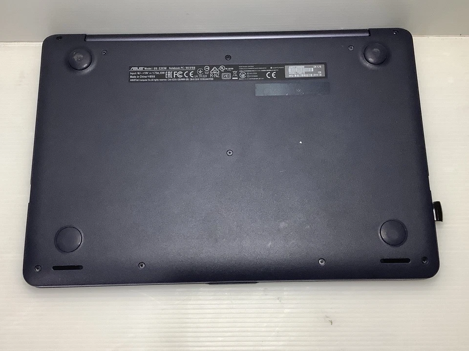 ASUS VIVOBOOK  E203M,INTEL N4000,4GB RAM,32+250 GB SSD,WINDOWS 10 Home - Image 4 of 4