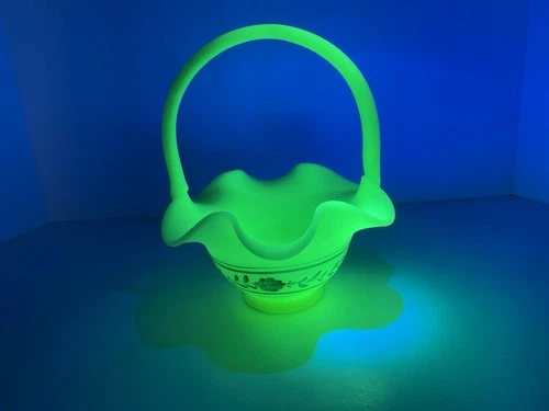 🔥 Vintage Hand Painted Fenton Uranium Glass Blue Satin Custard Ruffled Basket!