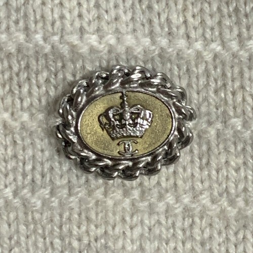 pre-loved authentic CHANEL scottish cashmere SCARF $2800 near mint - Picture 6 of 9