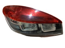 Feu arrière Renault R10