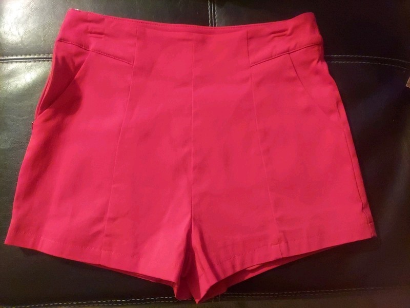 Shein Bermuda-style Shorts, Red , Women's Size M (6).