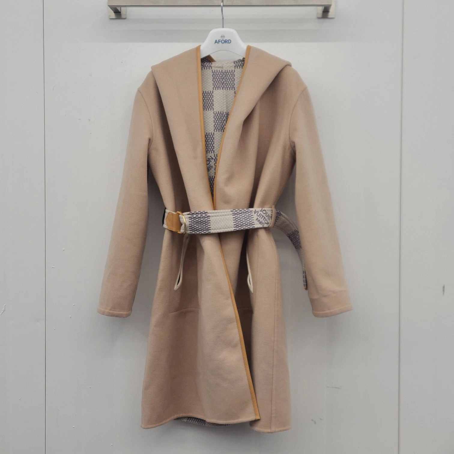 LOUIS VUITTON（LV） Louis Vuitton cappotto reversibile Damier Azur con cappuccio 38 73979616