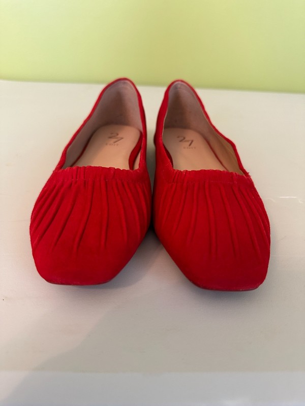 Naturalize 27 Edit Collection Clerisse Red Suede Flats Women's Size 8.5 NWOB