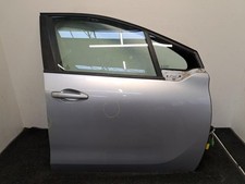 Porte avant et accessoires Peugeot 208