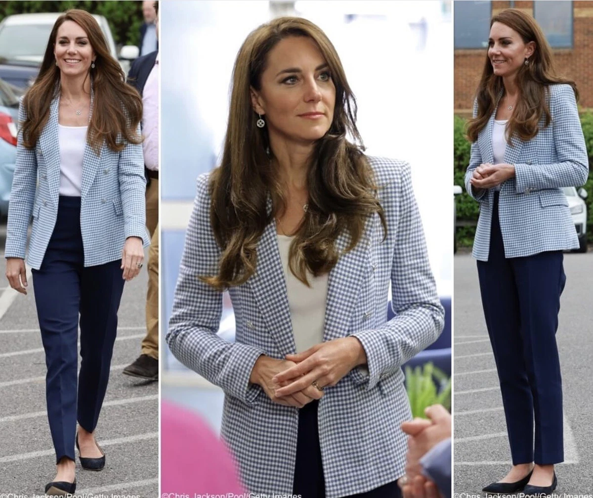 Zara Double-Breasted Houndstooth Blazer Size XS - Duchess Kate - Sold Out