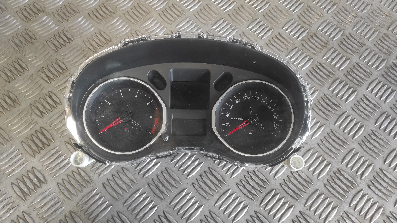 Picture 1 of 5