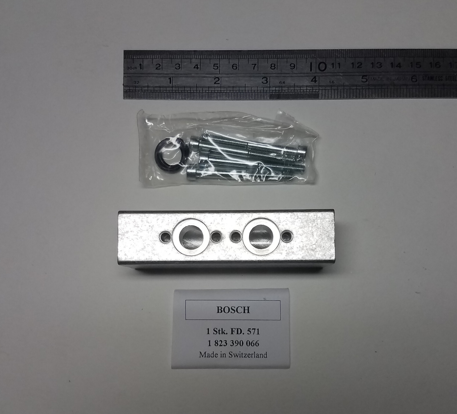 BOSCH Manifold 1 823 390 066 1823390066, 2 Station