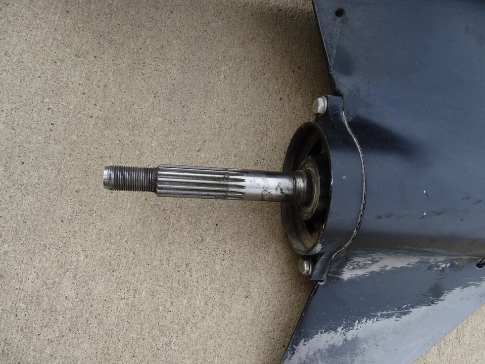 Mercury Mariner 2 Stroke 90 HP Lower Unit Gearcase 20" PN 9011J16 PARTS/REPAIR - Image 4 of 4