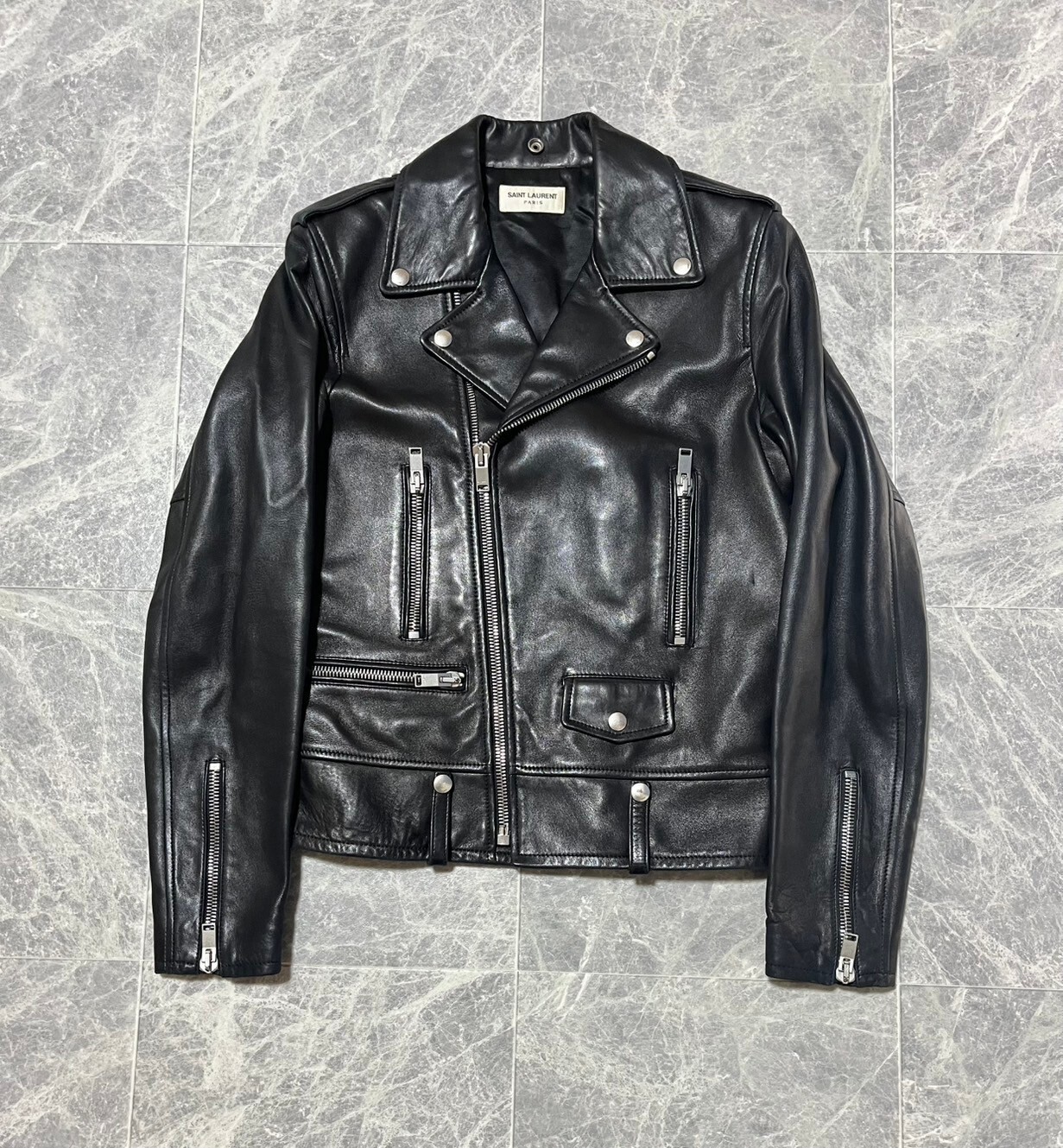 Giacca pelle di agnello doppio biker SAINT LAURENT PARIS Hedi Slimane 2015AW L01