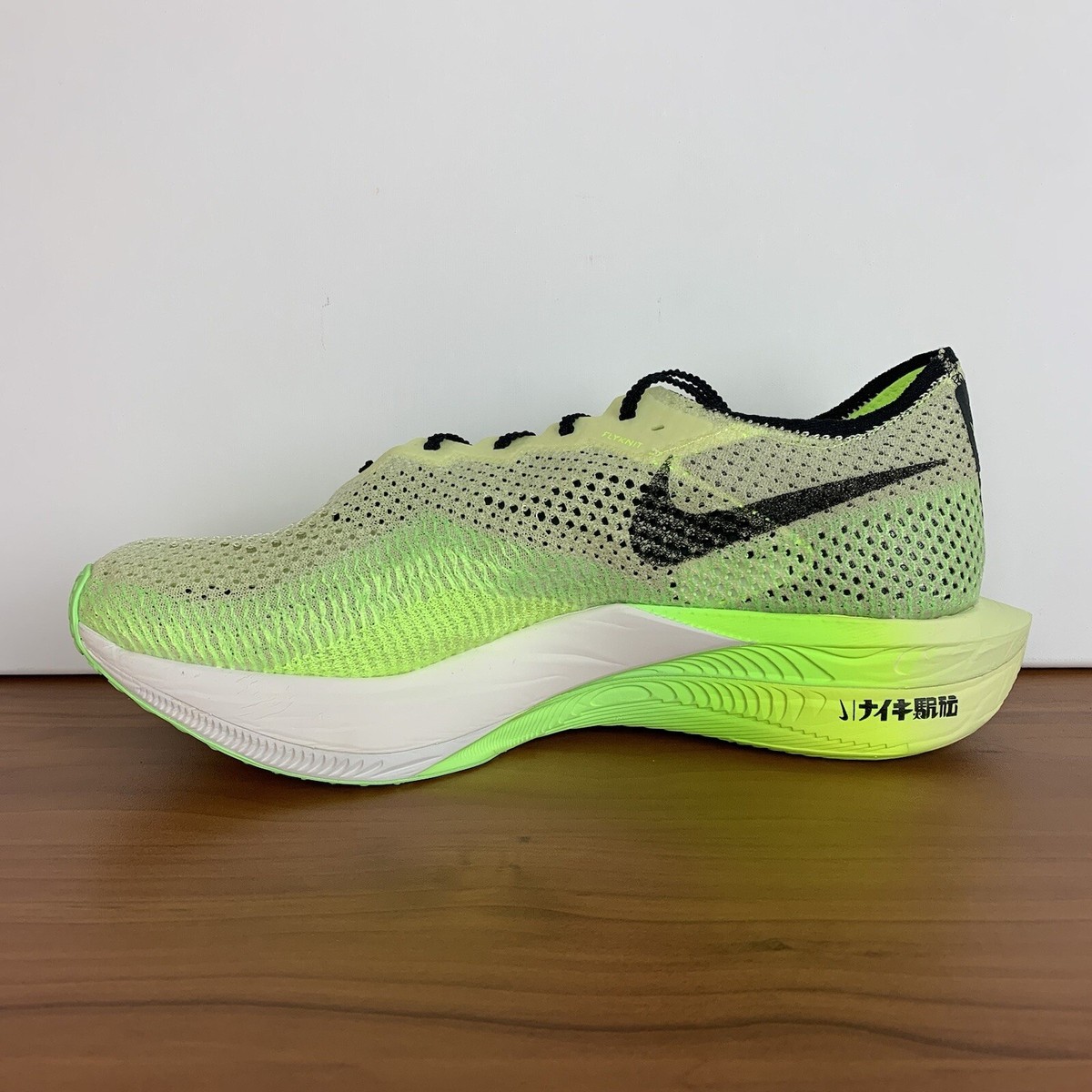 Nike ZoomX Vaporly Next% 3 FK Ekiden Zoom Pack Green Pink Nike ZoomX Vaporly Next% 3 FK Ekiden Zoom Pack Green Pink