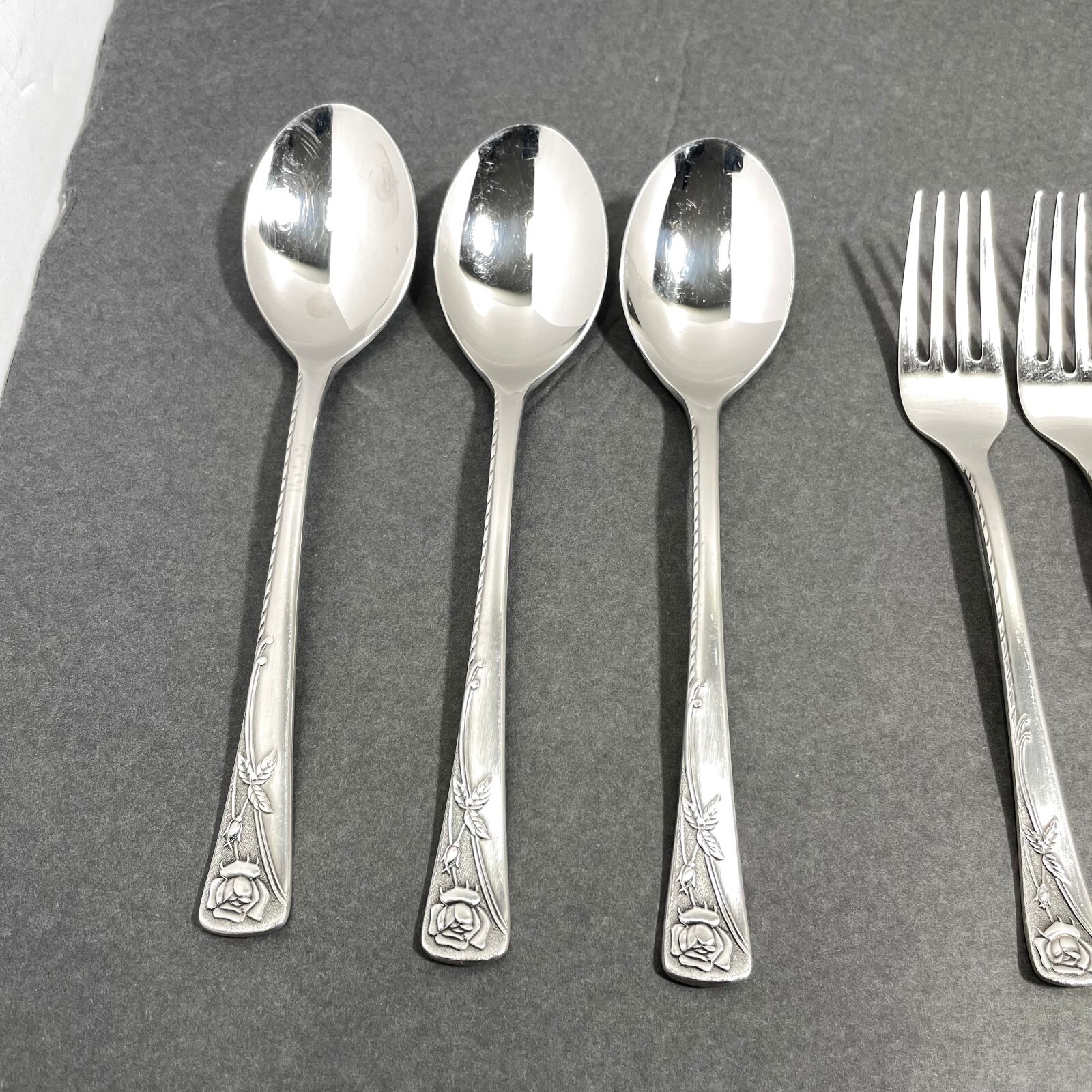 34 Assorted Noritake ROSETTA 18/8 Stainless Flatware Set Fork Knife