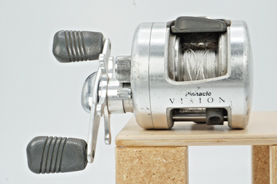 PINNACLE VISION VS 10 FISHING REEL #1 | eBay