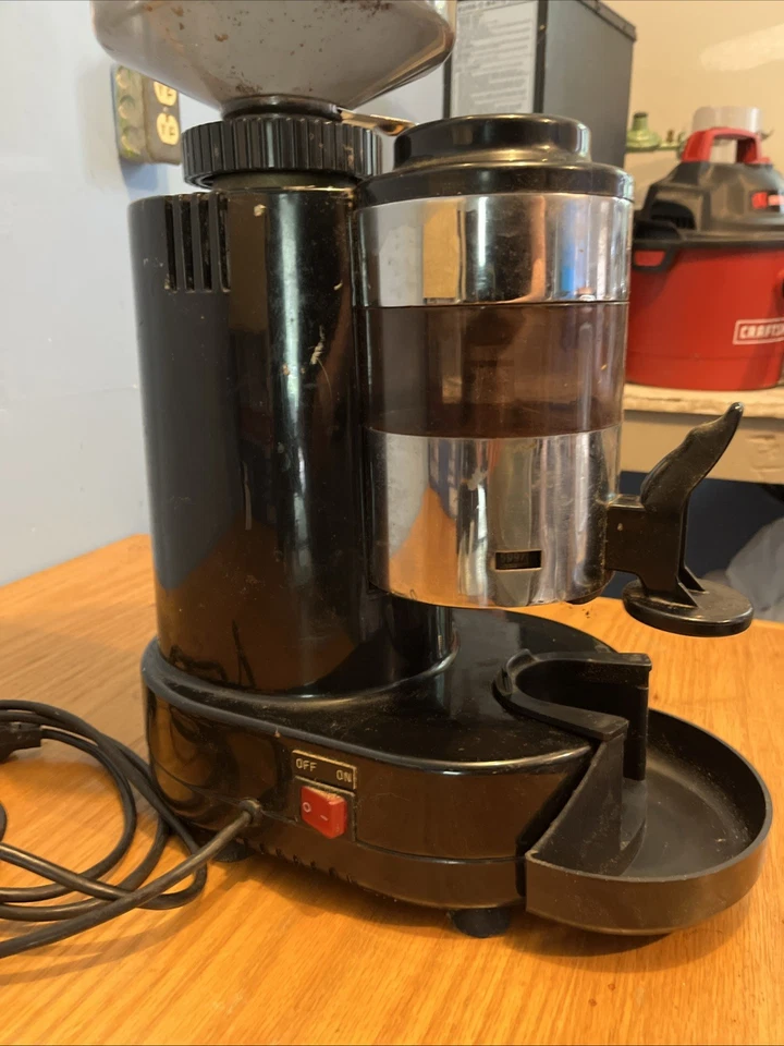 Gino Rossi Rosito Bisani Professional RR45 Espresso Coffee Grinder - Image 4 of 4