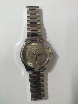 GUCCI SWISS MADE G-TIMELESS 42MM GEHÄUSE, DATUMSANZEIGE EDELSTAHL UHR GEBRAUCHT.