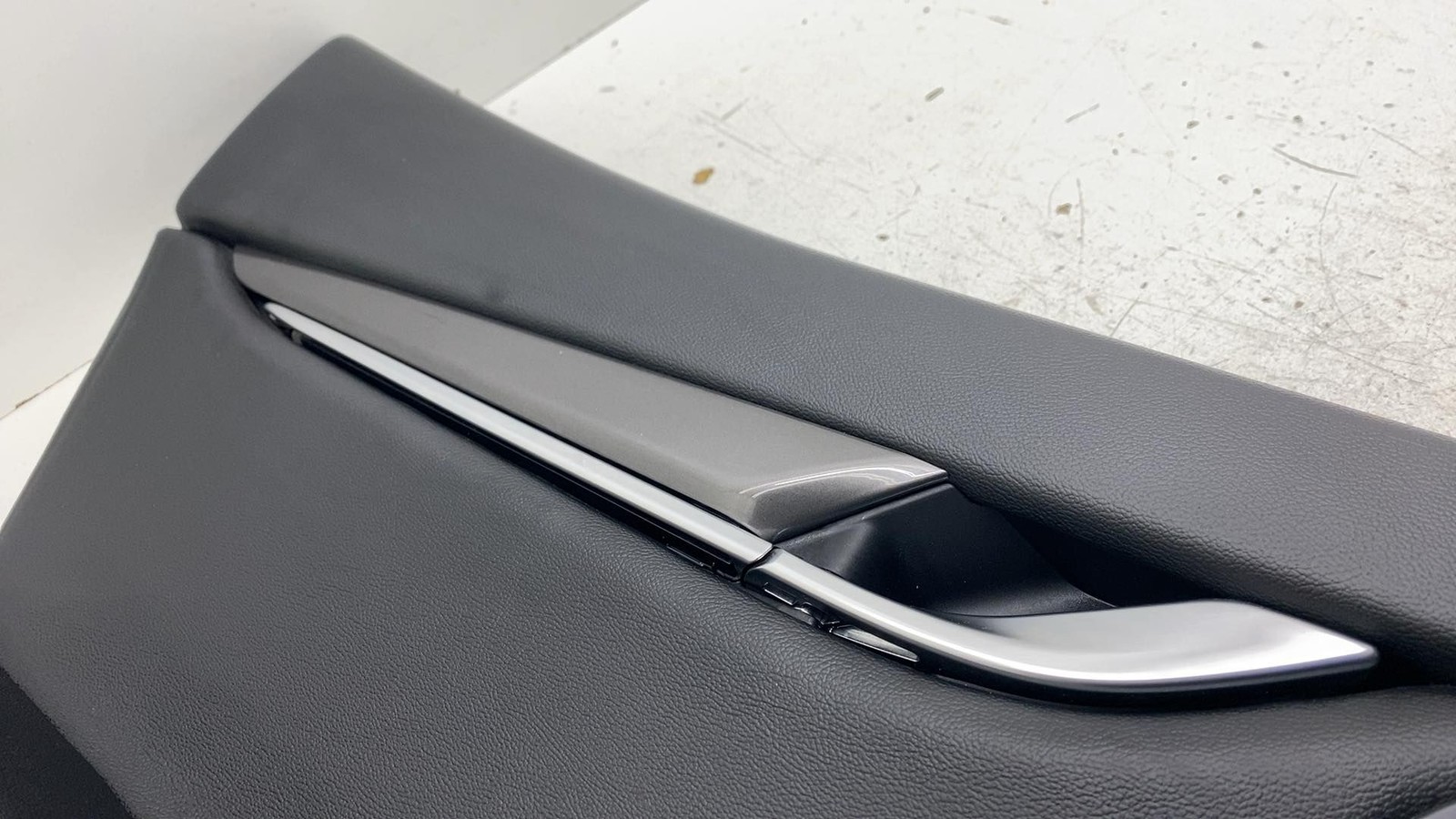 ⭕ 14-22 Maserati Ghibli Rear Driver Side Interior Door Panel Trim Cover Left LH