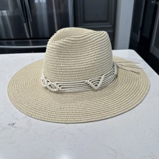 New Max Studio Womans Paper Straw sun Hat one size Belted