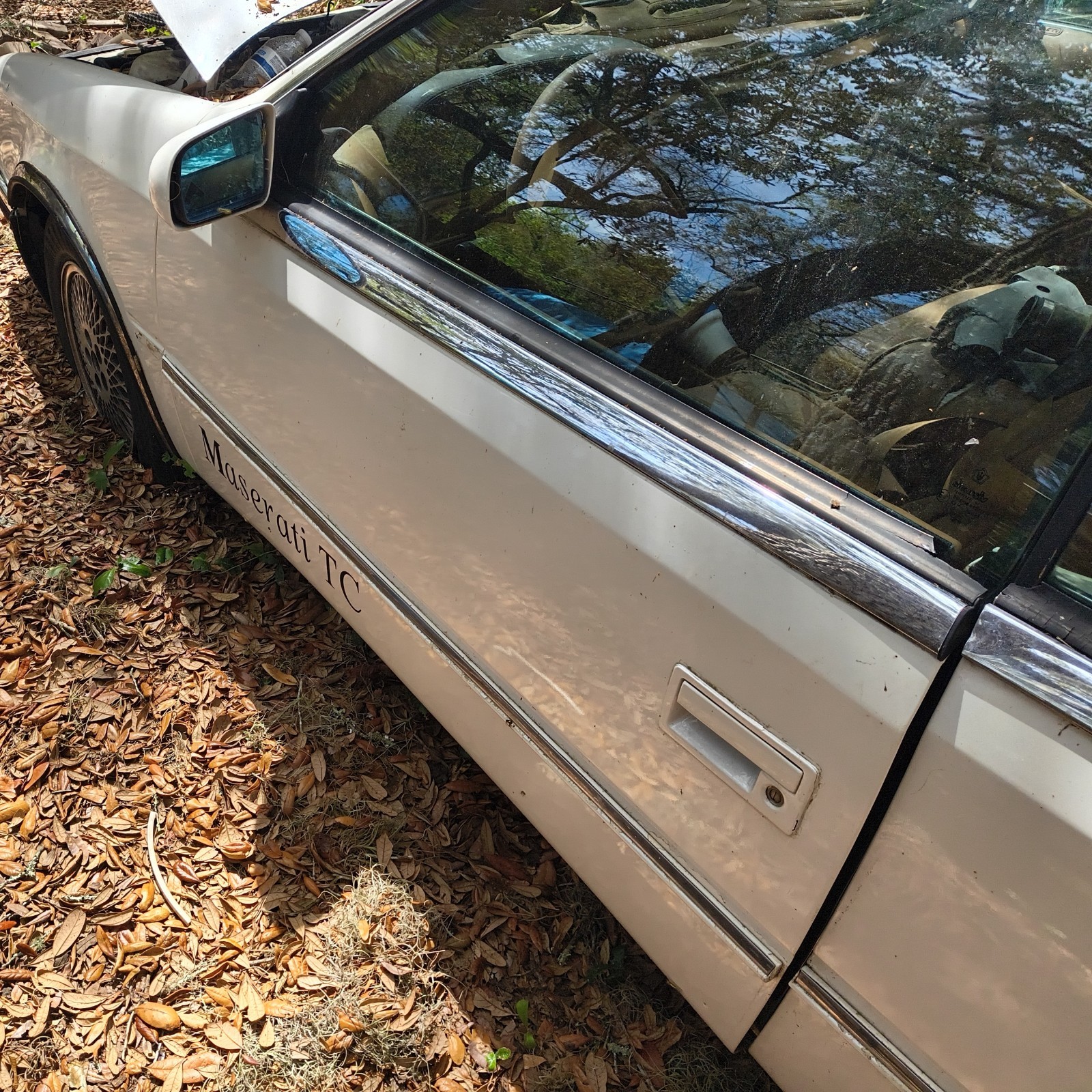 1990 Chrysler TC Maserati Two-door Roadster Hardtop Convertible For Parts