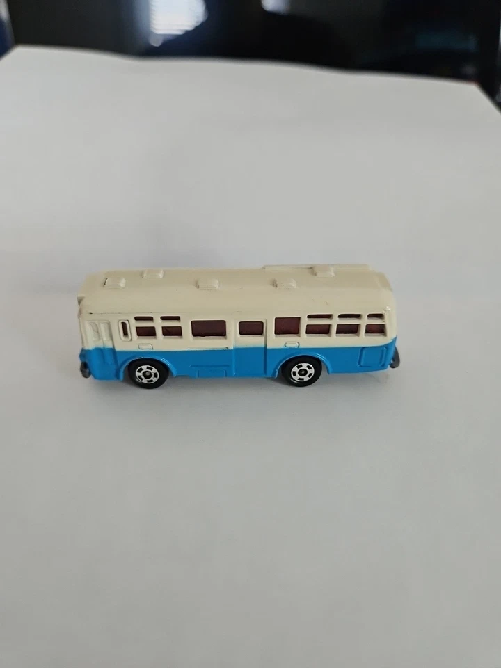 Autobús Mitsubishi Fuso Tomica Japón #79 | 29 Foto 3 de 4