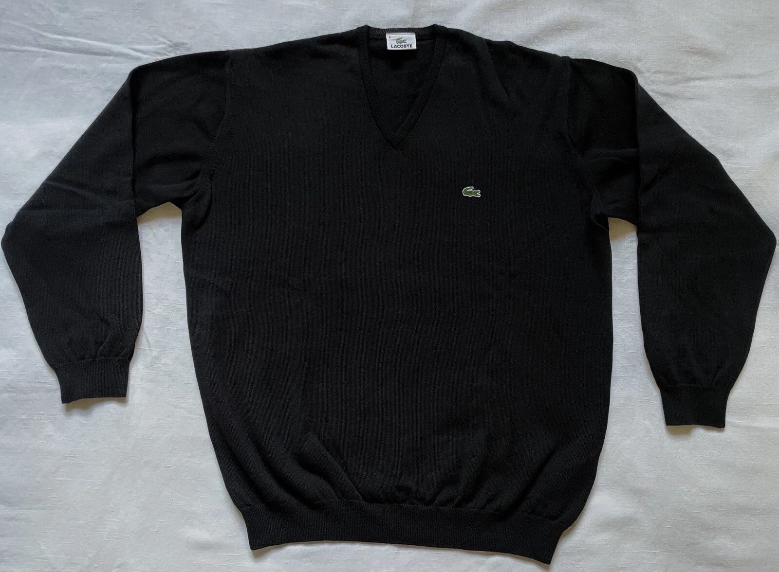 LACOSTE PURE WOOL V NECK SWEATER JUMPER, LONG SLEEVE, SZ 6/XL, 🇺🇸 DUTY FREE!
Opens in a new window