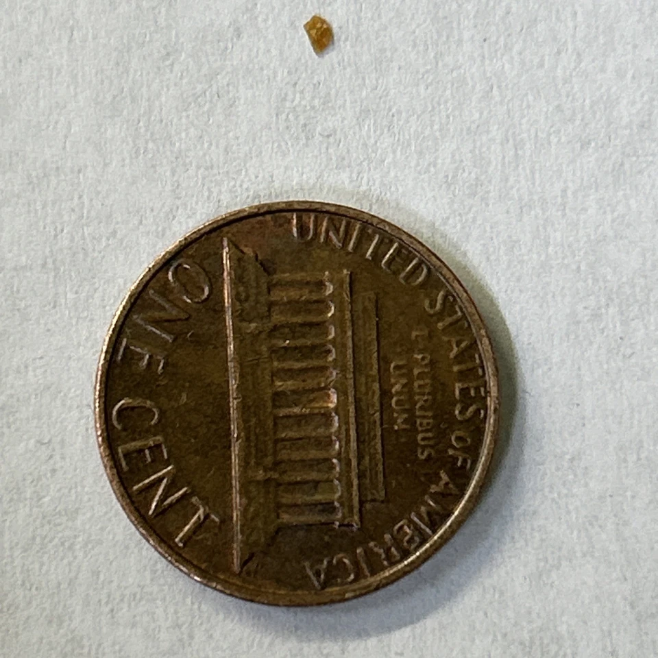 1982 Lincoln Cent - No Mint Mark, Small Date, Doubled Die Obverse (DDO) - Image 3 of 4