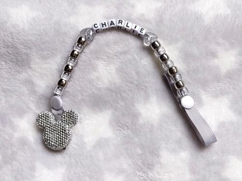 BABY BOY/GIRL BLING MINNIE/MICKEY MOUSE SILVER PERSONALISED DUMMY HOLDER CLIP - Picture 1 of 2