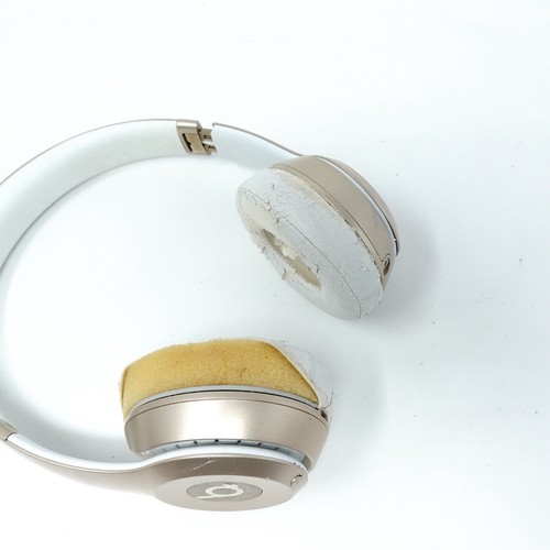 BEATS SOLO WIRELESS ON-EAR HEADPHONES ROSE GOLD B0534 SOLO2W BY DR. DRE - Picture 6 of 9