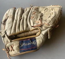 Vintage Spalding Bob Gibson Model 42-3321 Baseball Glove RHT 10”