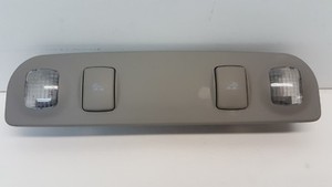 Audi A4 B6 - Innenraumleuchte Leseleuchte Leuchte  hinten 8E0947111A