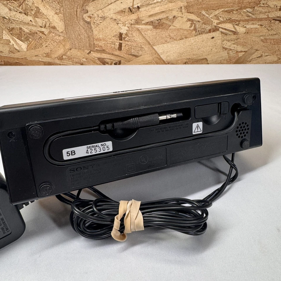 Alarma Sony ICF-C707 Nature Sounds con radio digital AM/FM máquina de ensueño Foto 4 de 4