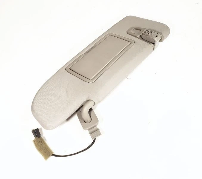 Parasol delantero derecho gris OEM 2017 Alfa-Romeo Giulia Foto 3 de 4