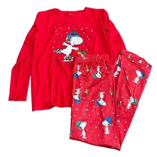 Snoopy Christmas Long Sleeve and Pants Pajama Set in Red, Size M