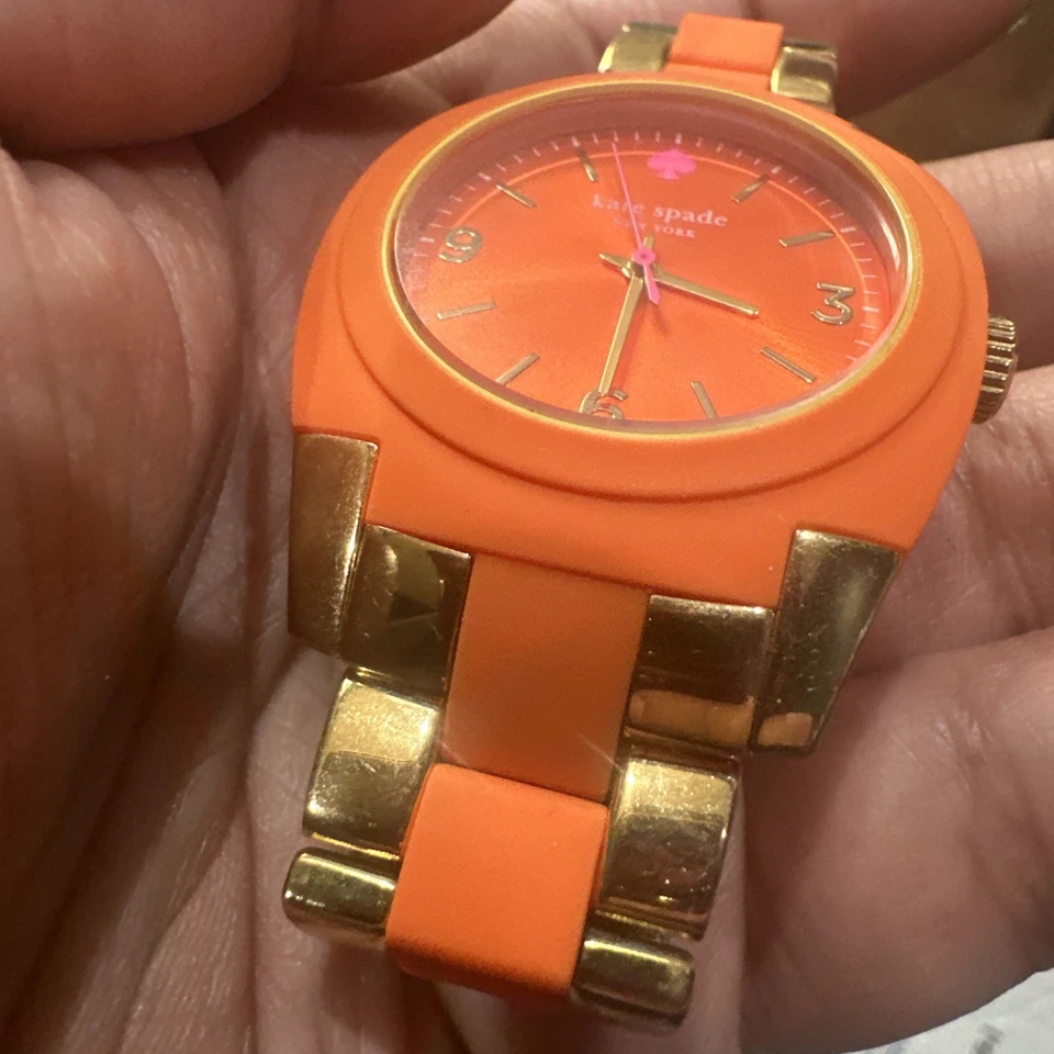 Reloj Kate Spade New York 37 mm para dama sin probar reloj de muñeca pequeño naranja/dorado Foto 2 de 4