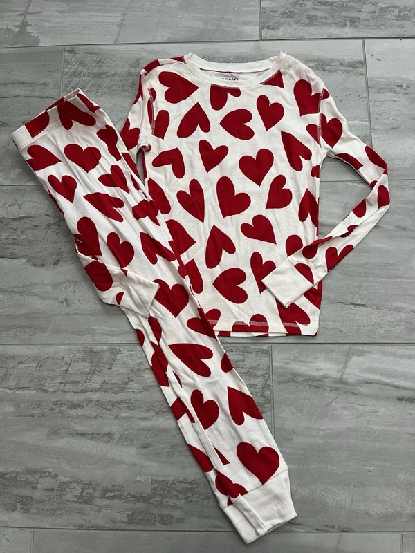 Old Navy Girls XL 12 Two Piece Heart Pajamas Set NWOT