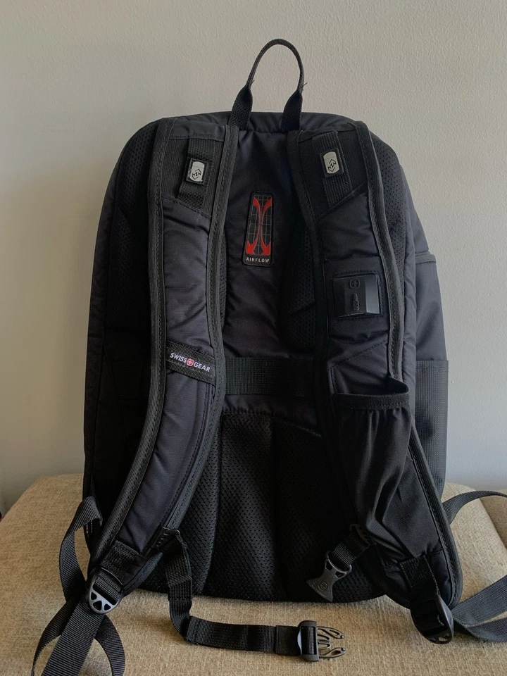 SWISSGEAR 2936 USB ScanSmart Laptop Backpack - Black - Image 2 of 4