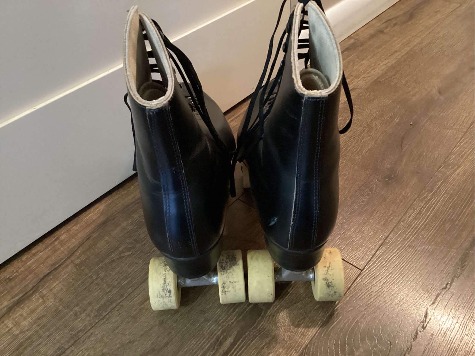 Riedell Red Wing Black Leather Roller Skates Olympian Belair Mens 10
