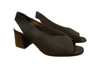 size 9 wide fit shoes