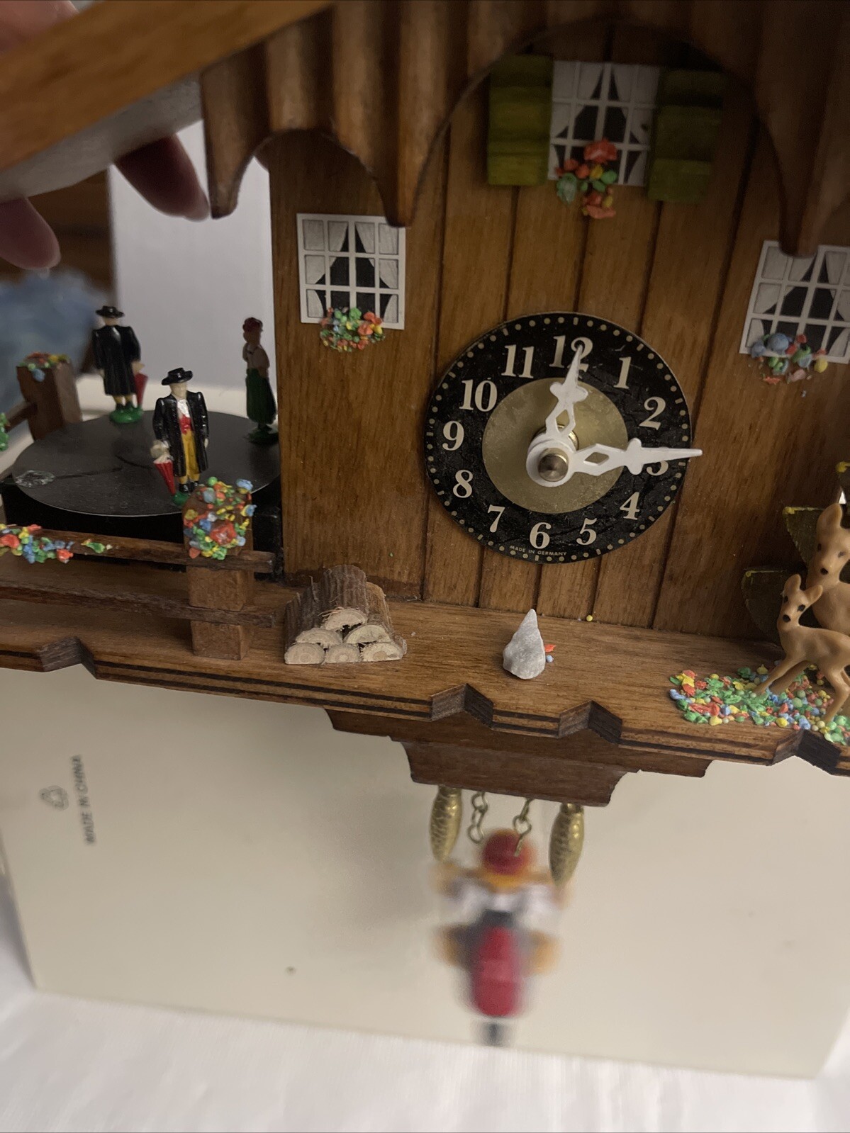 Picture 2 of 4