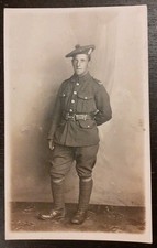 EDINBURGH Scottish Soldier POSTCARD Military Soldier WW1 WWI 41