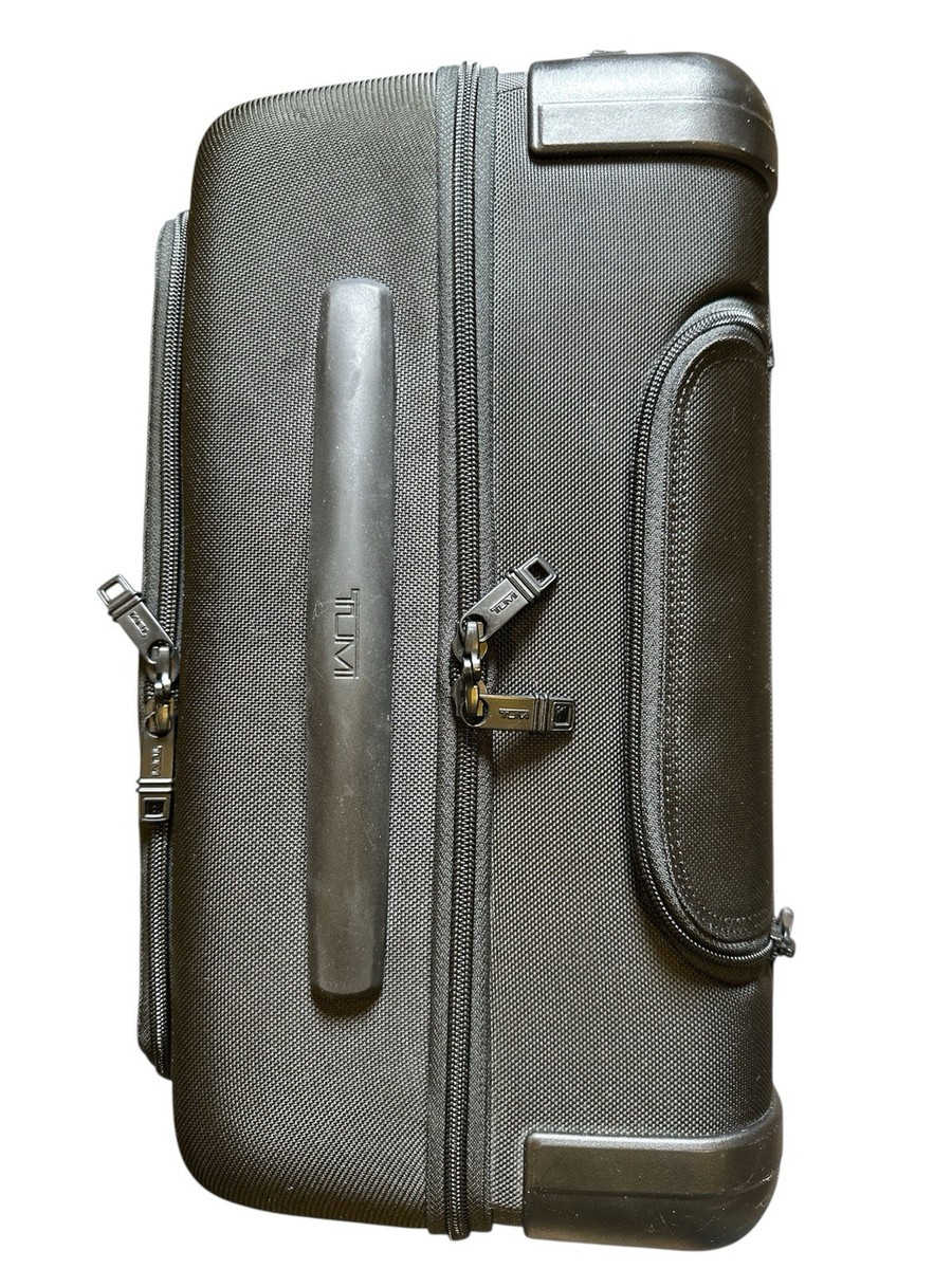 Tumi Alpha II Compact 4-Wheeled Briefcase 26624D2 - Excellent | eBay