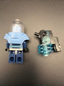 Lego Mr. Freeze 70901 Shoulder Ice Armor Super Heroes Minifigure W/ Blaster